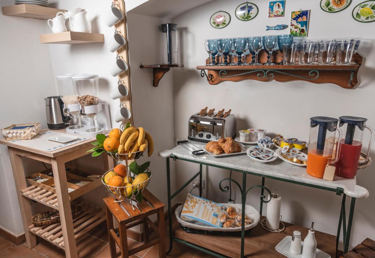 La Casa Degli Angeli Bed & Breakfast Salerno Luaran gambar