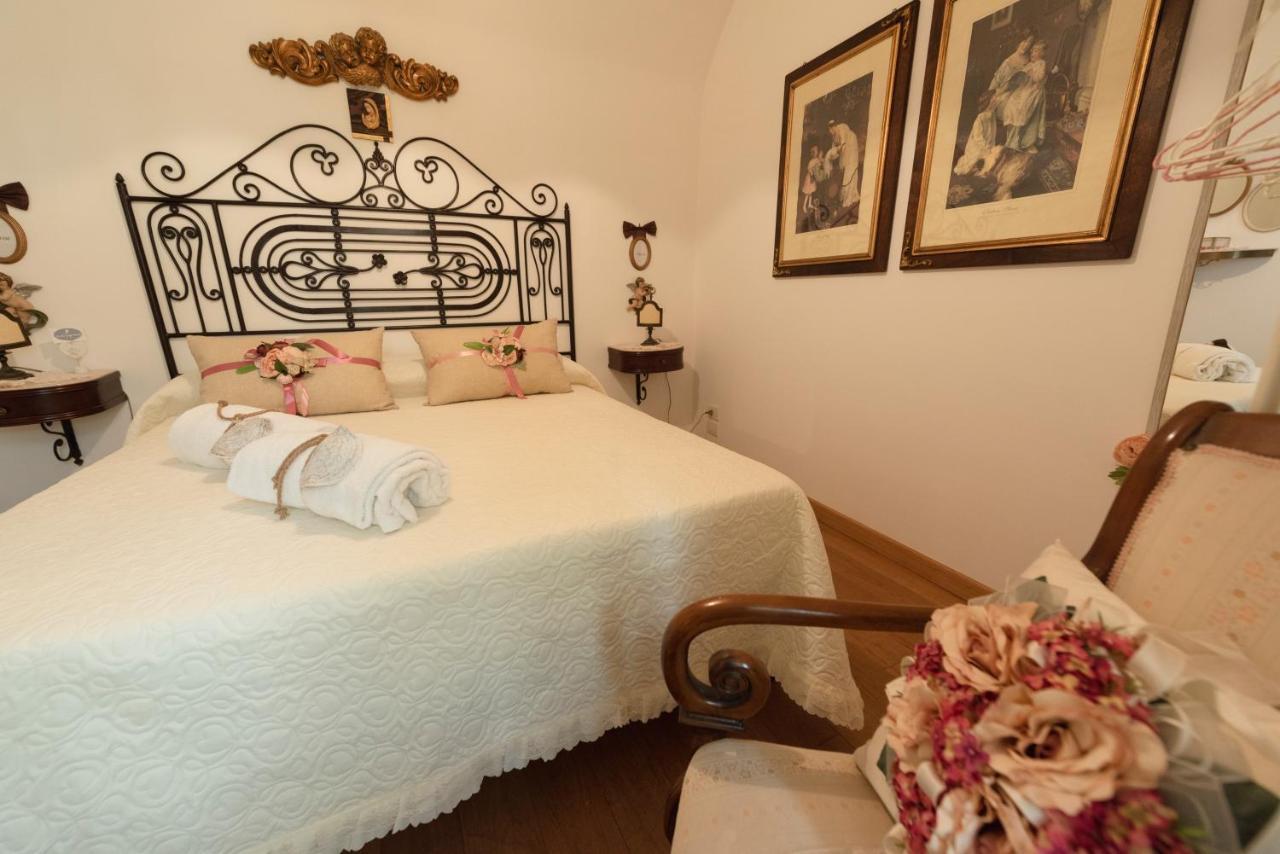 La Casa Degli Angeli Bed & Breakfast Salerno Luaran gambar