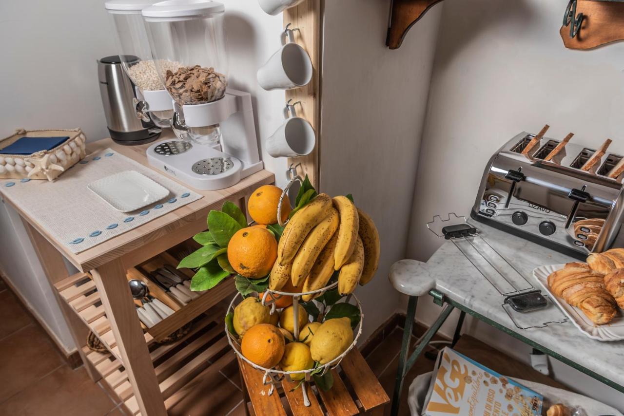 La Casa Degli Angeli Bed & Breakfast Salerno Luaran gambar
