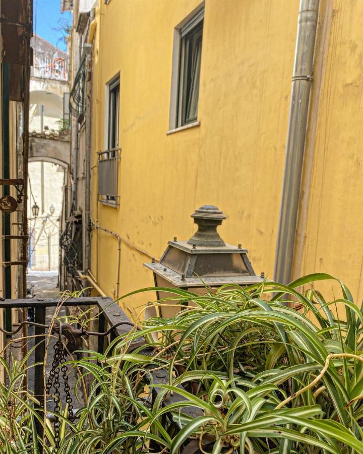 La Casa Degli Angeli Bed & Breakfast Salerno Luaran gambar